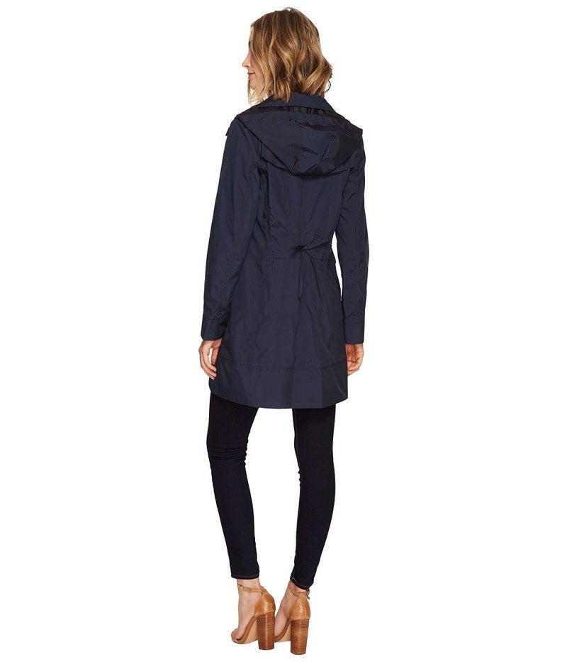 Cole Haan Women's Packable rain Jacket, indigo, 2X - Image 3